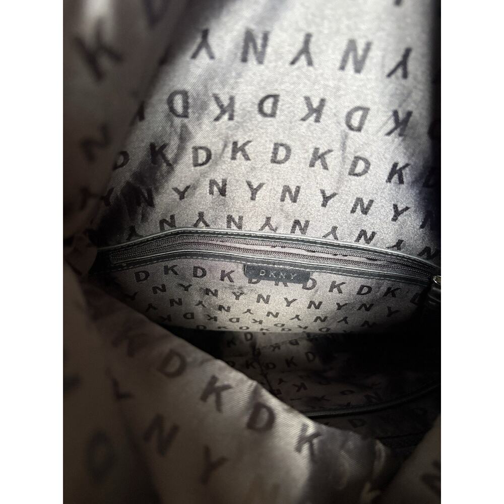 DKNY Graffiti Logo Print Backpack Black White Zip - Picture 7 of 13